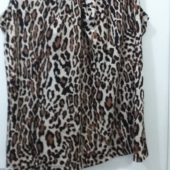 Karl Lagerfeld Leopard Print Blouse - no sleeves - Picture 5 of 5